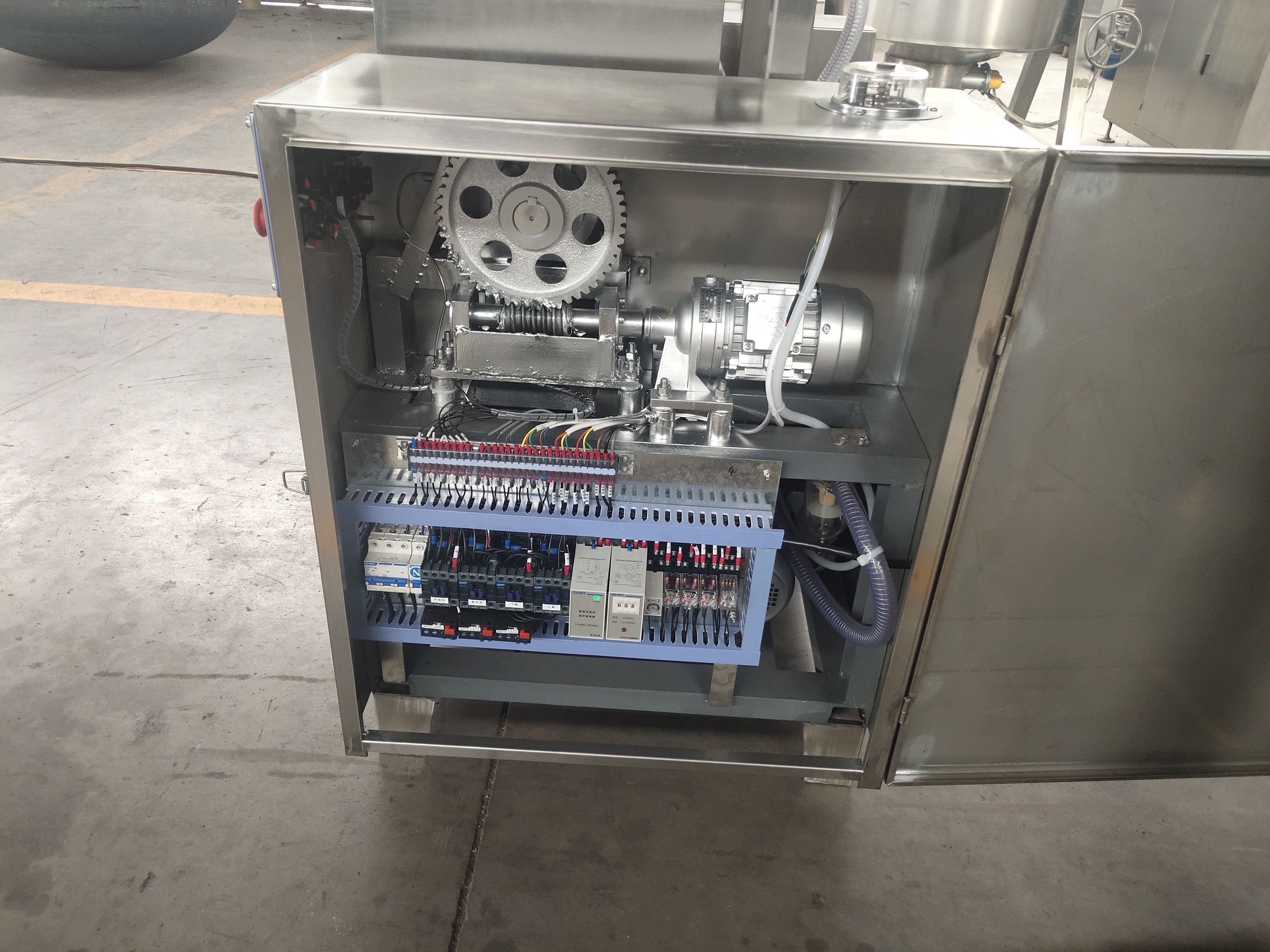 Commercial 15-100kg Vacuum Dough Mixer / Dough Flour Mixing Machine